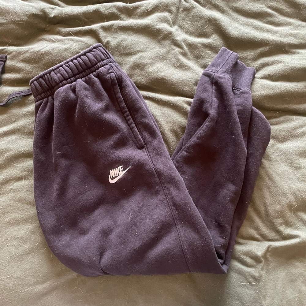 Black Nike joggers